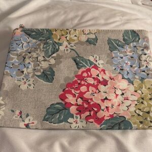 Floral Canvas Pouch with Hydrangea Design